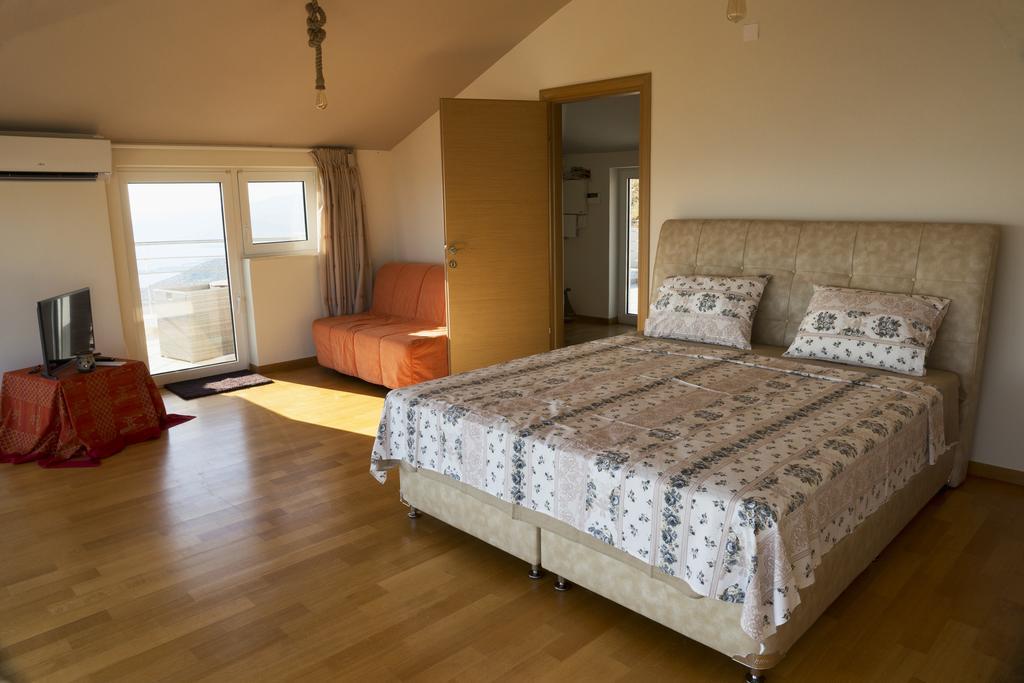 Viva B&B Anavyssos Dış mekan fotoğraf